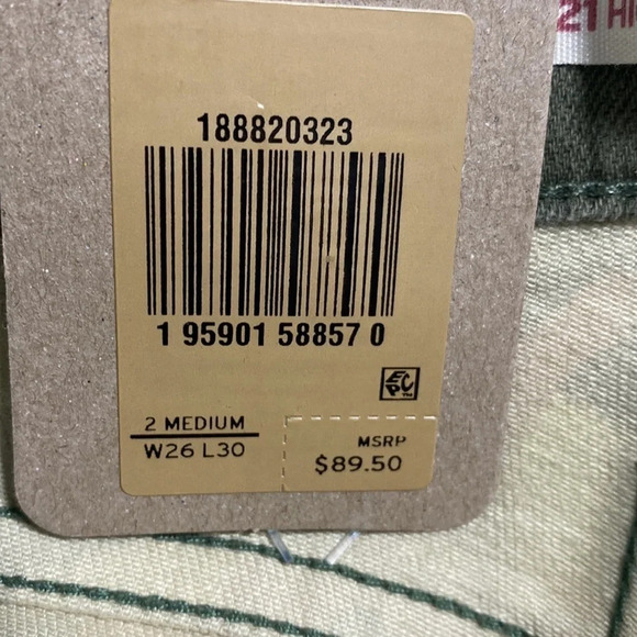 Levi’s 721 NWT High Rise Olive/Pink Camouflage Skinny Jeans Size 26 - Picture 12 of 12